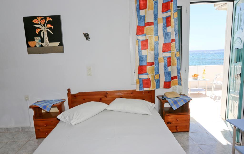 Akrogiali Hotel Plomari Rom bilde